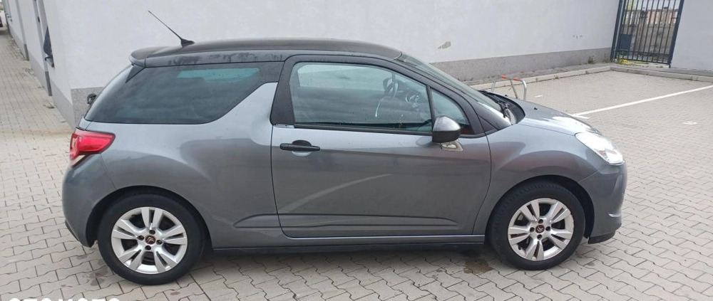 Citroen DS3 cena 19500 przebieg: 164000, rok produkcji 2010 z Kock małe 211